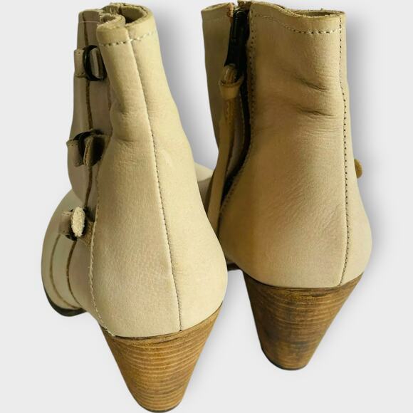 Holding Horses Buckled Triad Booties Block Heel Ivory Leather Boots Size 36 6 - Picture 4 of 9